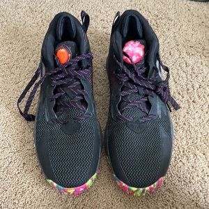 Dame basketball shoes